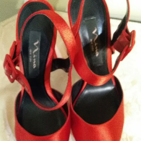 📢SOLD!! NINA NEW YORK PLATFORM HEELS 7M - Picture 6 of 6